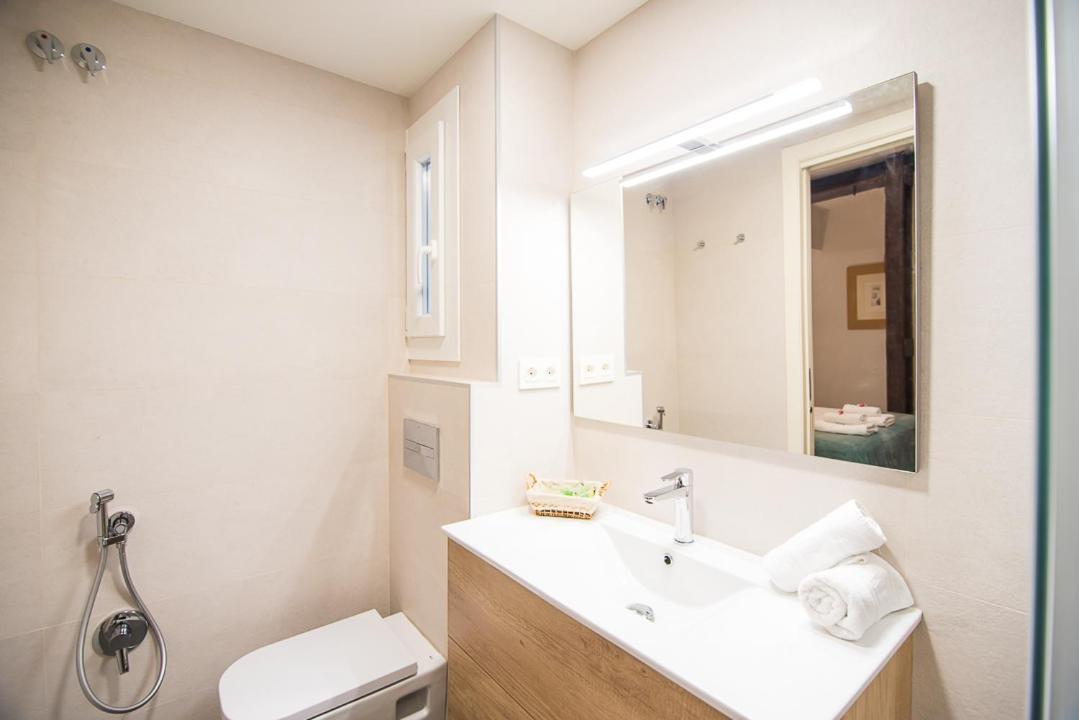 Apartment Tourist House Odonell Seville